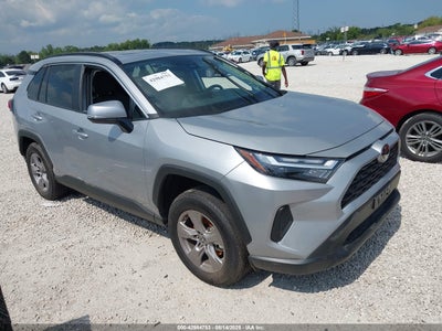 TOYOTA RAV4 2025