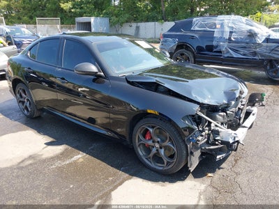 ALFA ROMEO GIULIA 2021