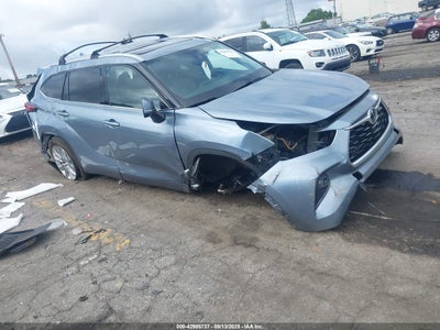 TOYOTA HIGHLANDER 2022