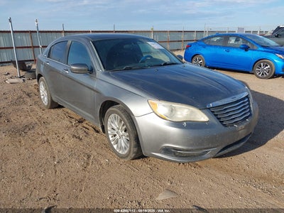 CHRYSLER 200 2012