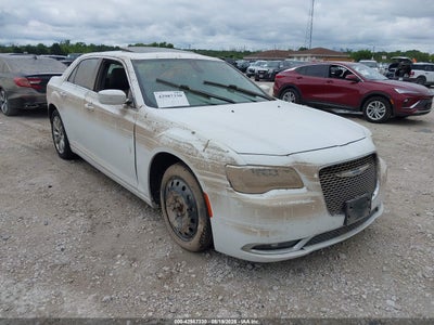 CHRYSLER 300 2016