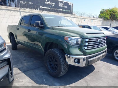 TOYOTA TUNDRA 2021