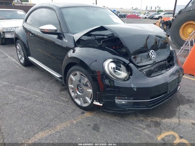 VOLKSWAGEN BEETLE 2013