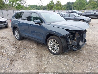 TOYOTA GRAND HIGHLANDER 2024