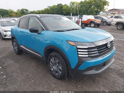 NISSAN KICKS 2025