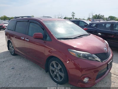 TOYOTA SIENNA 2017