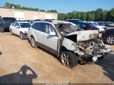 SUBARU OUTBACK 2013