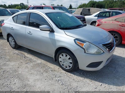 NISSAN VERSA 2015