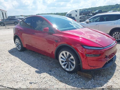 TESLA MODEL Y 2026