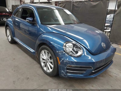 VOLKSWAGEN BEETLE 2017
