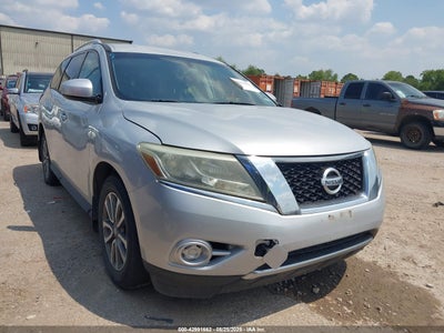 NISSAN PATHFINDER 2016