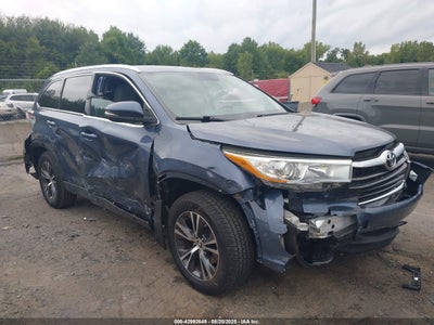 TOYOTA HIGHLANDER 2016