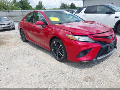 TOYOTA CAMRY 2019
