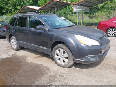 SUBARU OUTBACK 2011