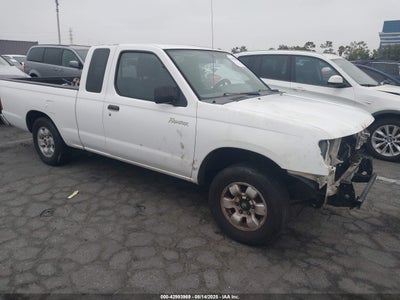 NISSAN FRONTIER 2000