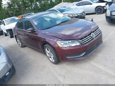 VOLKSWAGEN PASSAT 2013