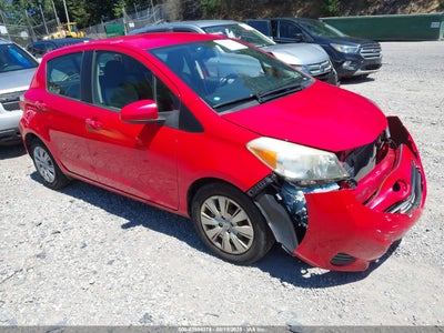 TOYOTA YARIS 2012
