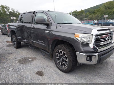 TOYOTA TUNDRA 2017