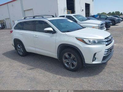 TOYOTA HIGHLANDER 2017