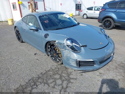 PORSCHE 911 2017