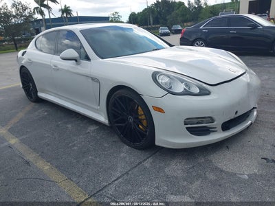 PORSCHE PANAMERA 2011