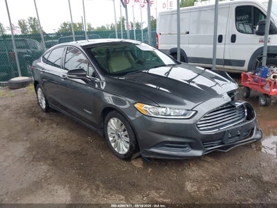 FORD FUSION HYBRID 2015