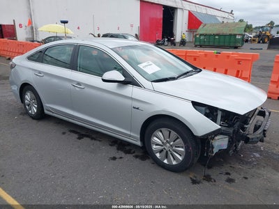 HYUNDAI SONATA HYBRID 2016