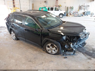 TOYOTA RAV4 2021