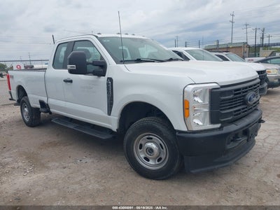FORD F-250 2023