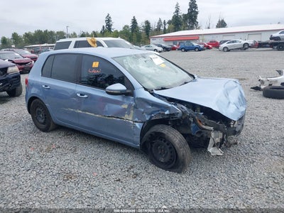 VOLKSWAGEN GOLF 2010