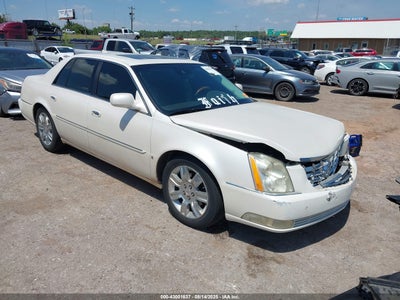 CADILLAC DTS 2010