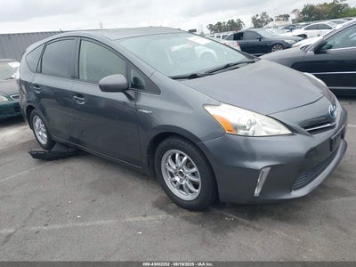TOYOTA PRIUS V 2014