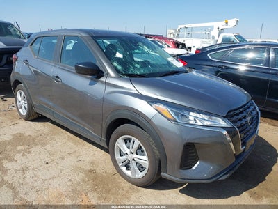 NISSAN KICKS 2024