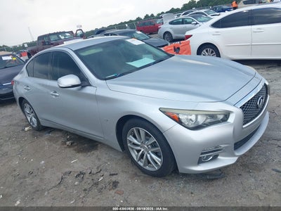 INFINITI Q50 2015