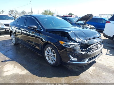 FORD FUSION ENERGI 2019