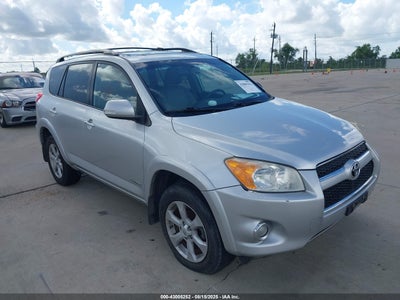 TOYOTA RAV4 2011