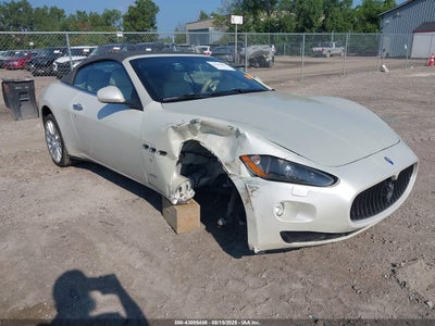 MASERATI GRANTURISMO 2011