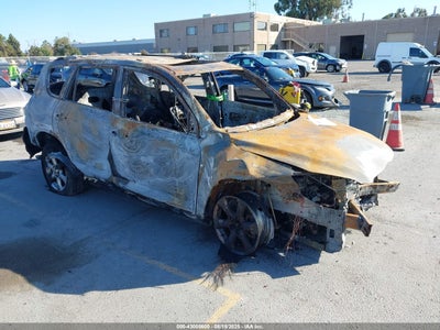 TOYOTA RAV4 2011