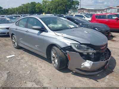 CHRYSLER 200 2015