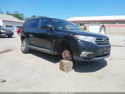 TOYOTA HIGHLANDER 2013