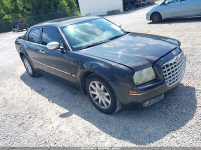 CHRYSLER 300 2010