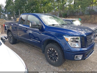 NISSAN TITAN 2018