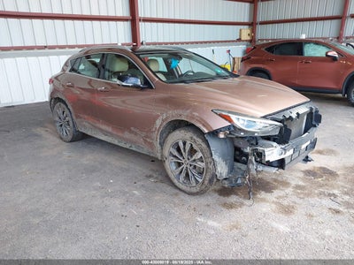INFINITI QX30 2018