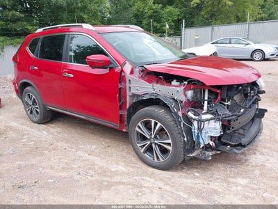 NISSAN ROGUE 2017