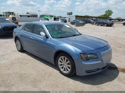 CHRYSLER 300 2011