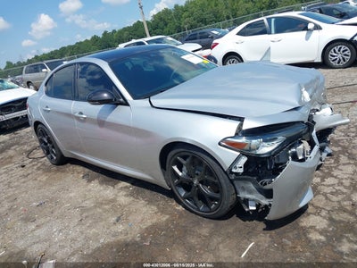 ALFA ROMEO GIULIA 2021