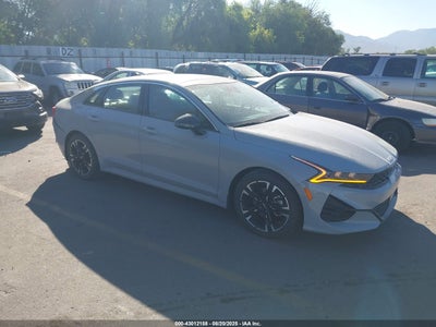 KIA K5 2022