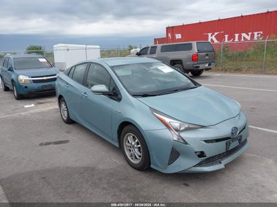 TOYOTA PRIUS 2017