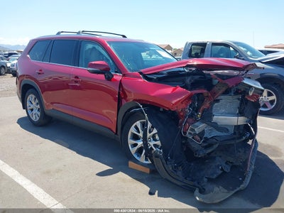 TOYOTA GRAND HIGHLANDER 2025
