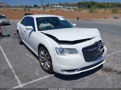 CHRYSLER 300 2018